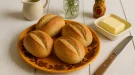 Brötchen nach DDR-Rezept: Ein Klassiker für den Frühstückstisch