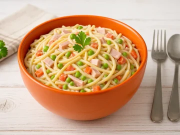 Spaghettisalat aus der DDR: Ein Klassiker der ostdeutschen Küche