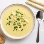 Spargelsuppe nach DDR-Rezept