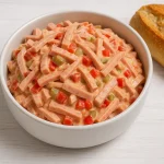 Budapester Salat nach DDR-Rezept: Pikant, cremig, typisch ostdeutsch